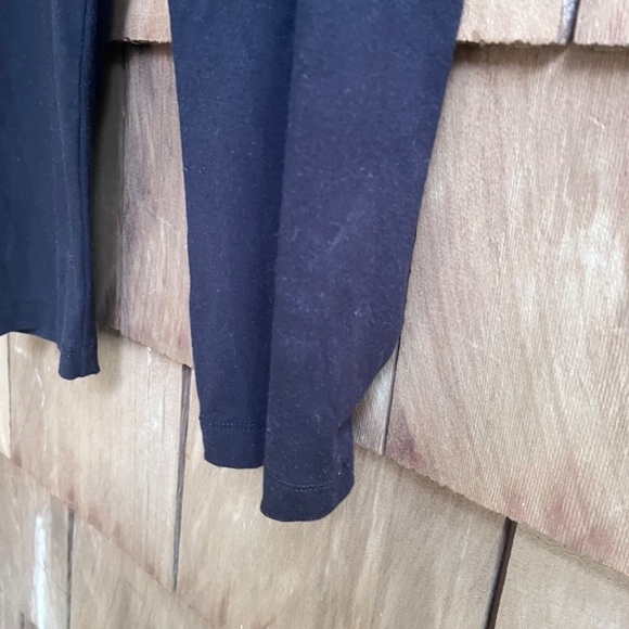 Karen Kane black capri leggings made in USA - Picture 5 of 6